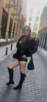 667726466: Chica busca chico en Madrid