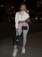 627507647: Chica busca chico en Cantabria