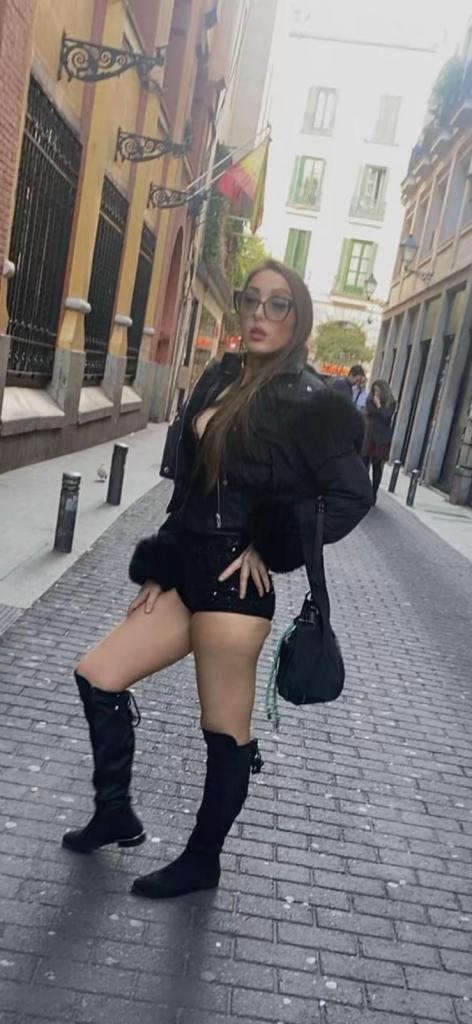 Chica busca chico en Madrid: 