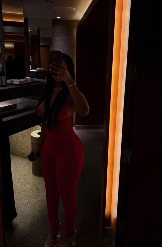 614685729: Chica busca chico en Murcia