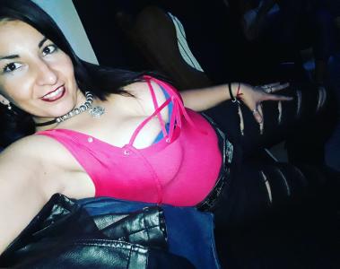 663048578: Chica busca chico en Madrid
