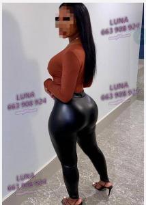 663908924: Chica busca chico en Gerona