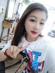 685928795: Chica busca chico en Barcelona