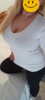 667904187: Chica busca chico en Gerona