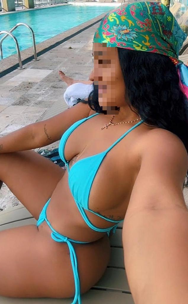 610891666: Chica busca chico en Málaga