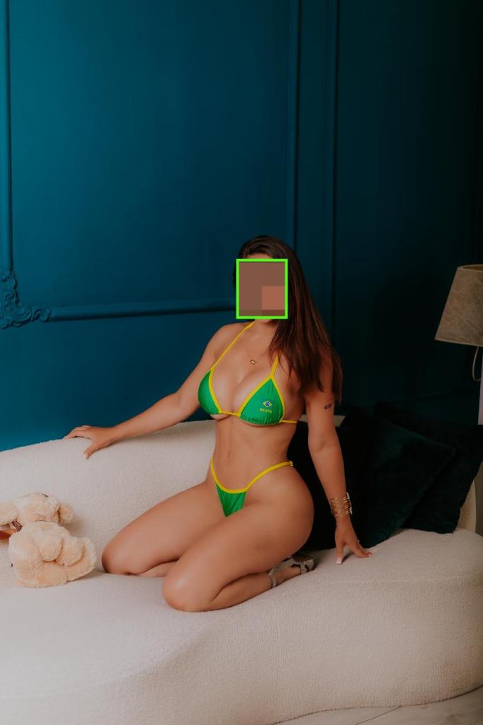 Chica busca chico en Barcelona: 
