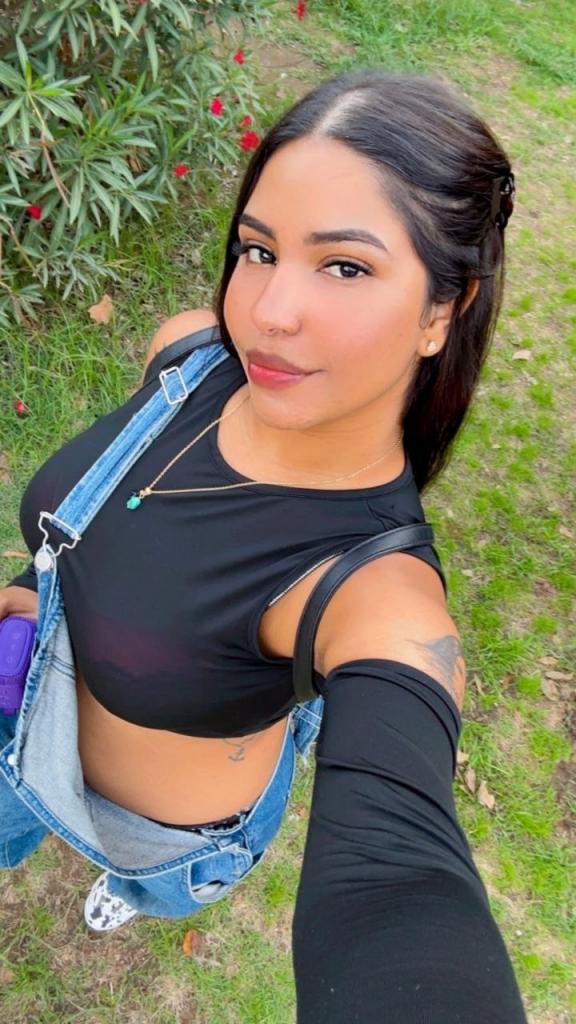 Chica busca chico en Sevilla: Chica busca chico