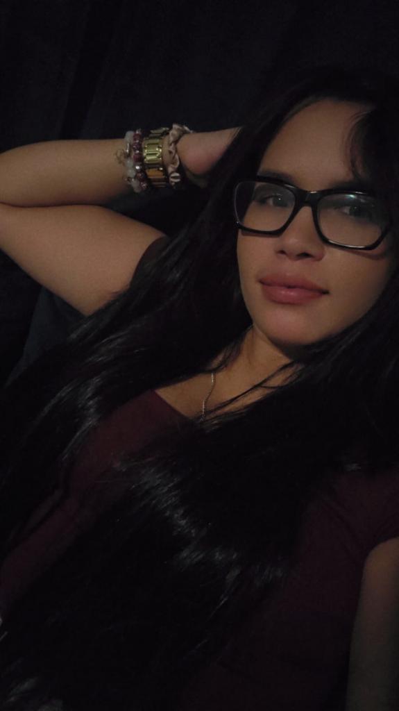 Chica busca chico en Almería: 