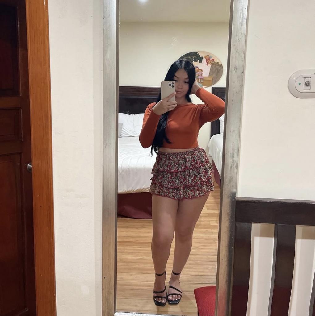 662537047: Chica busca chico en Huelva