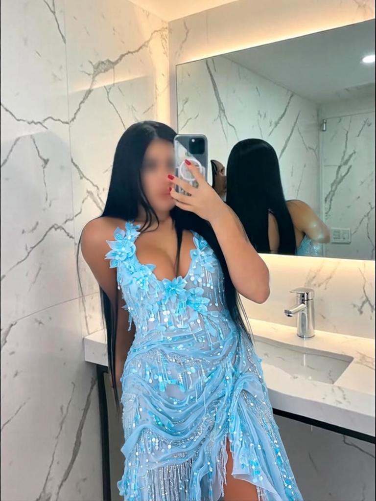 602023187: Chica busca chico en La Coruña