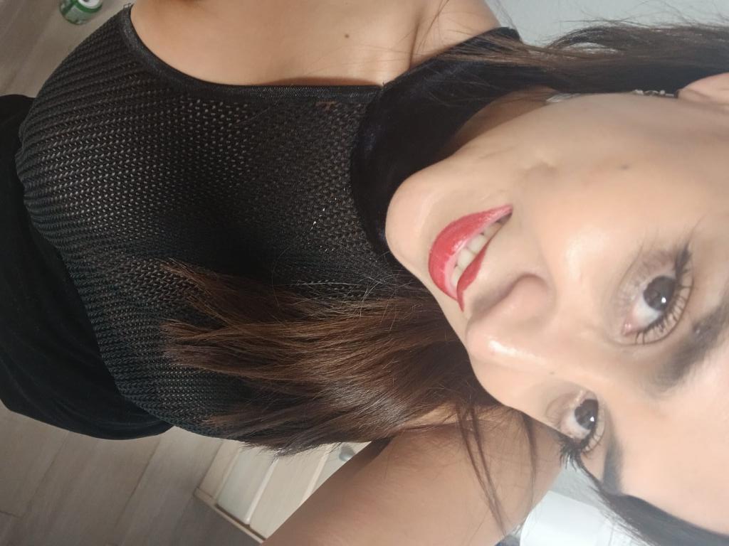 Chica busca chico en Almería: 