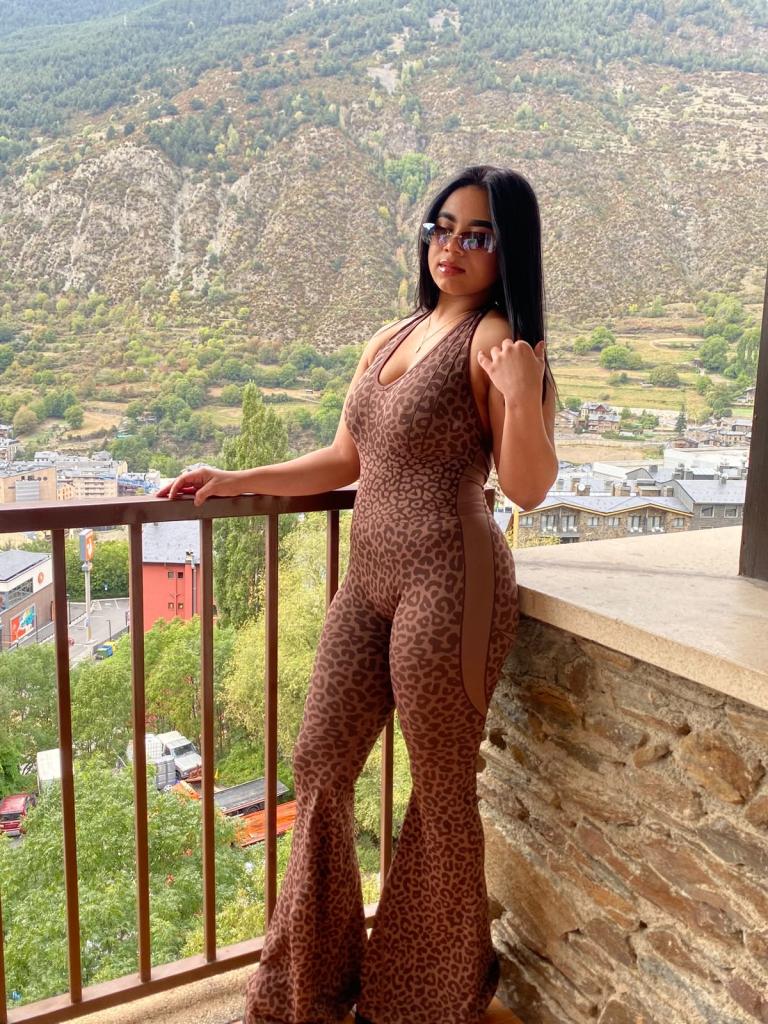604339702: Chica busca chico en Asturias