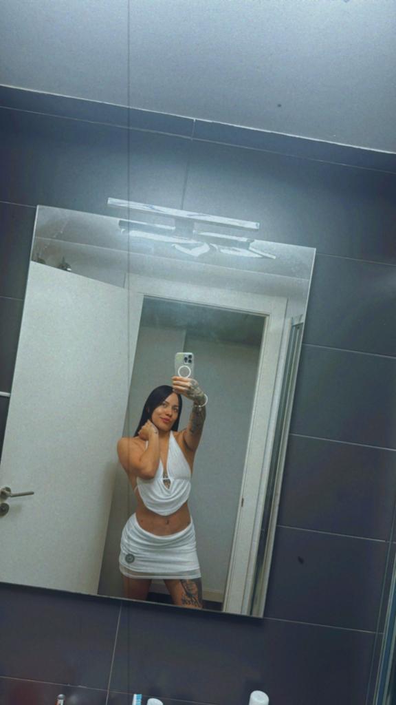 Chica busca chico en Zaragoza: Chica busca chico