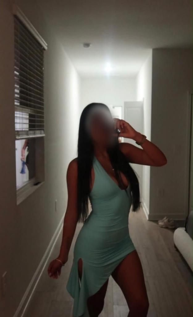 Chica busca chico en Zaragoza: Chica busca chico