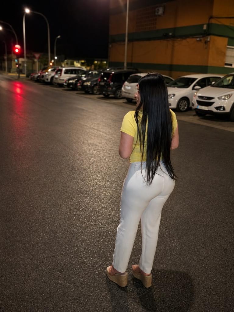 Chica busca chico en Sevilla: 