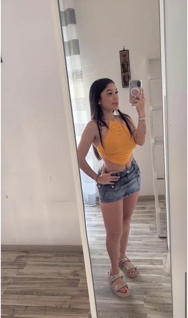 Chica busca chico en La Coruña: Chica busca chico
