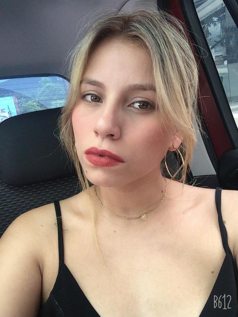 661982590: Chica busca chico en Madrid