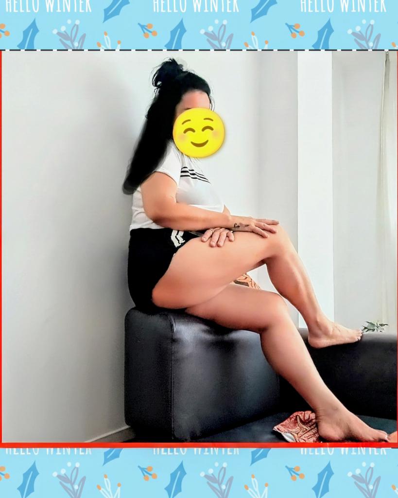 Chica busca chico en Almería: 