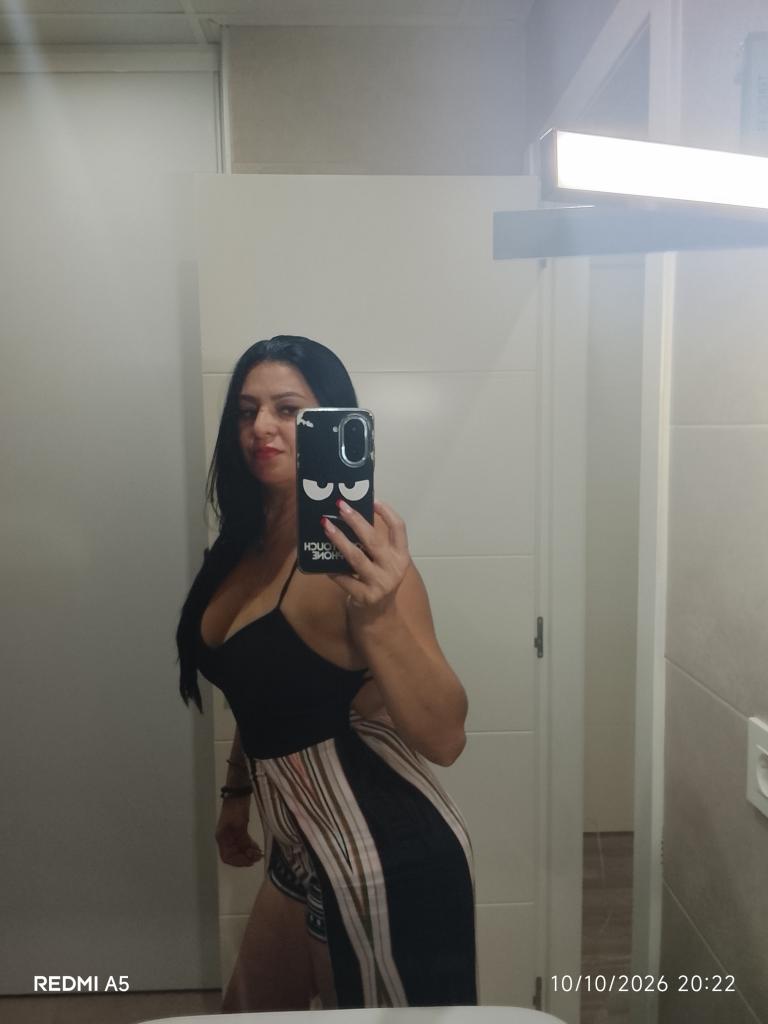 Chica busca chico en Granada: 