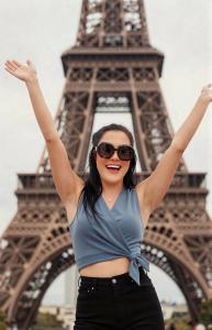696900574: Chica busca chico en Navarra