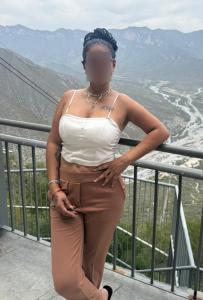 655090517: Chica busca chico en Granada