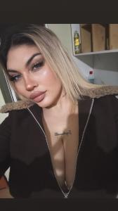 603924047: Chica busca chico en La Coruña