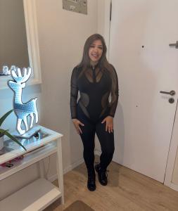 745015499: Chica busca chico en Valencia