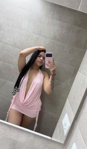 674982131: Chica busca chico en Valencia