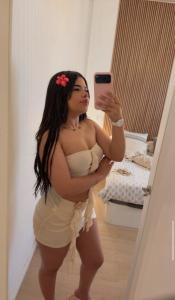 674982131: Chica busca chico en Valencia