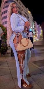 631184746: Chica busca chico en Mallorca