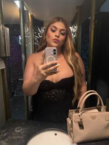 605442358: Transexual en Burgos