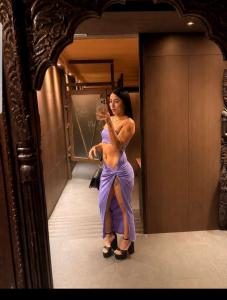 637096924: Chica busca chico en Málaga