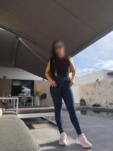 613154075: Chica busca chico en Alicante