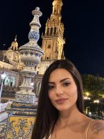 685206474: Chica busca chico en Sevilla