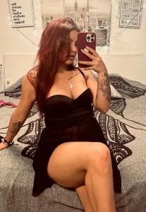 613825340: Chica busca chico en Málaga