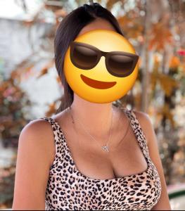 670616179: Chica busca chico en Sevilla