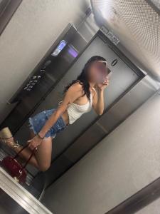 Chica busca chico en Granada: 