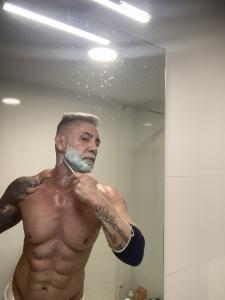 Chico busca chica en Madrid: 