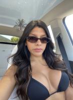 679934245: Chica busca chico en Barcelona