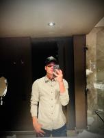 664206272: Chico busca chica en Barcelona