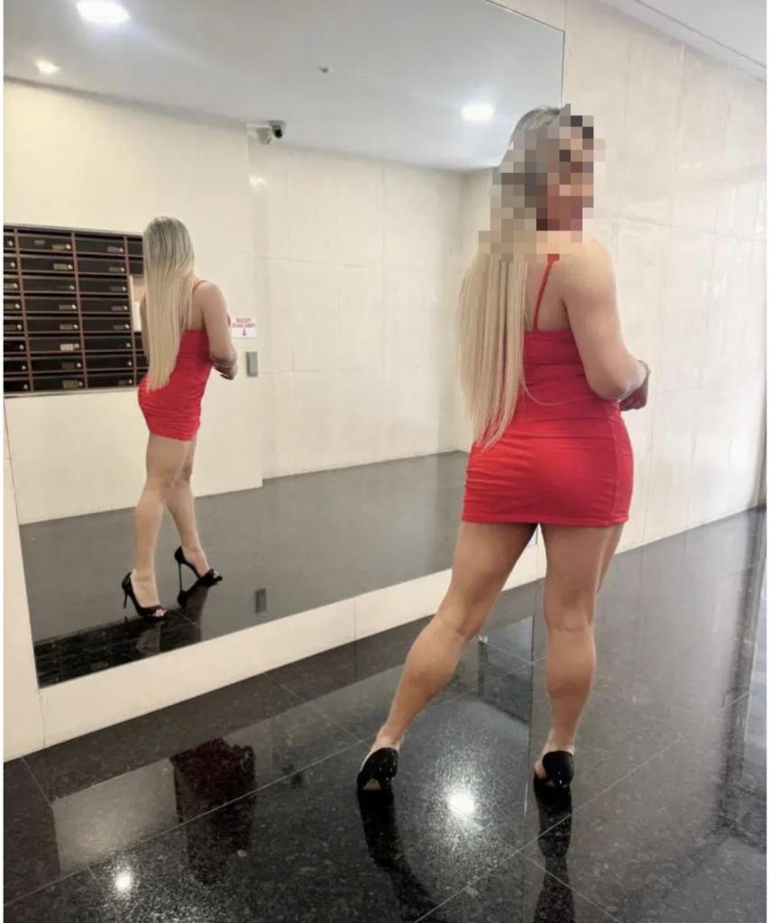 Chica busca chico en Granada: 