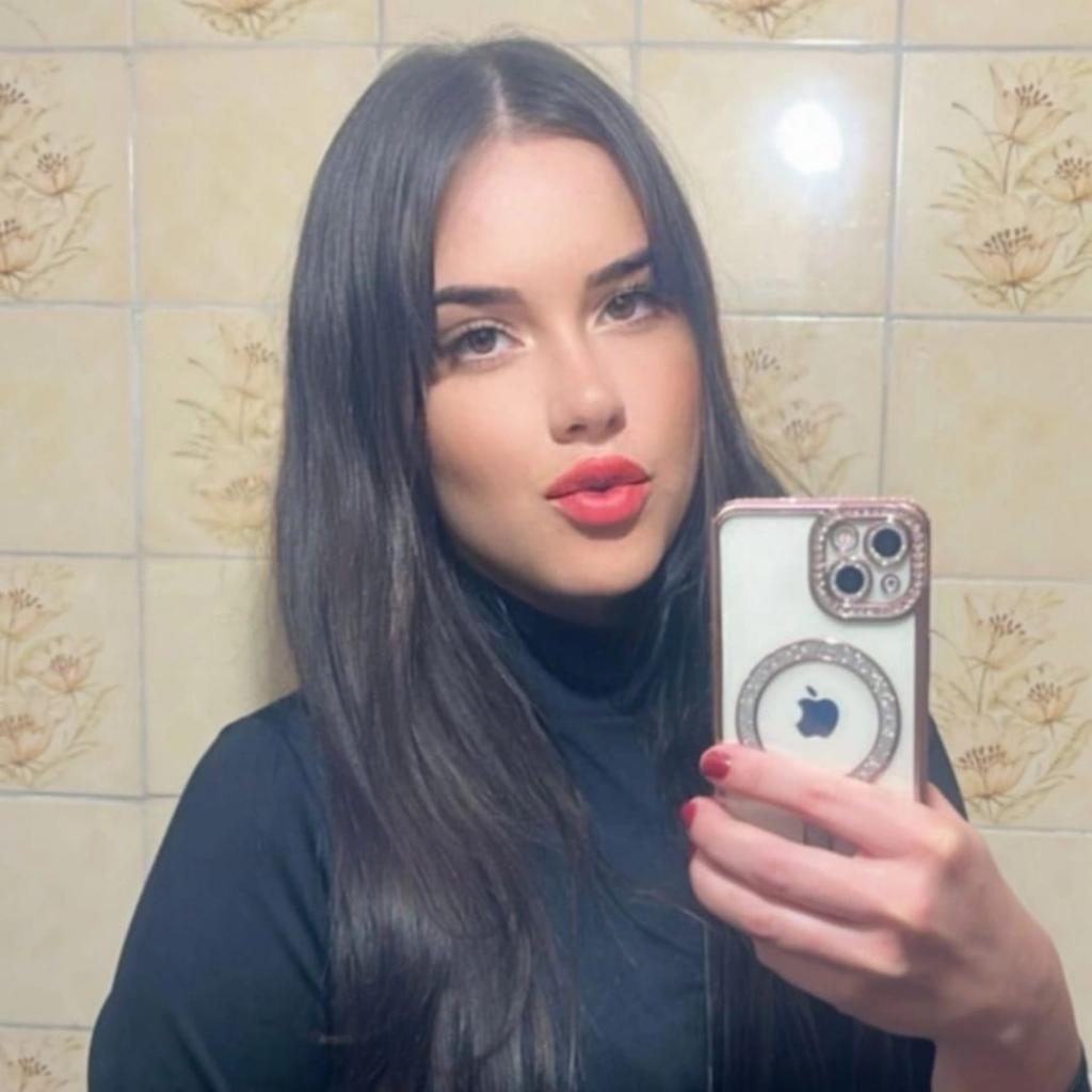 Chica busca chico en Murcia: Chica busca chico