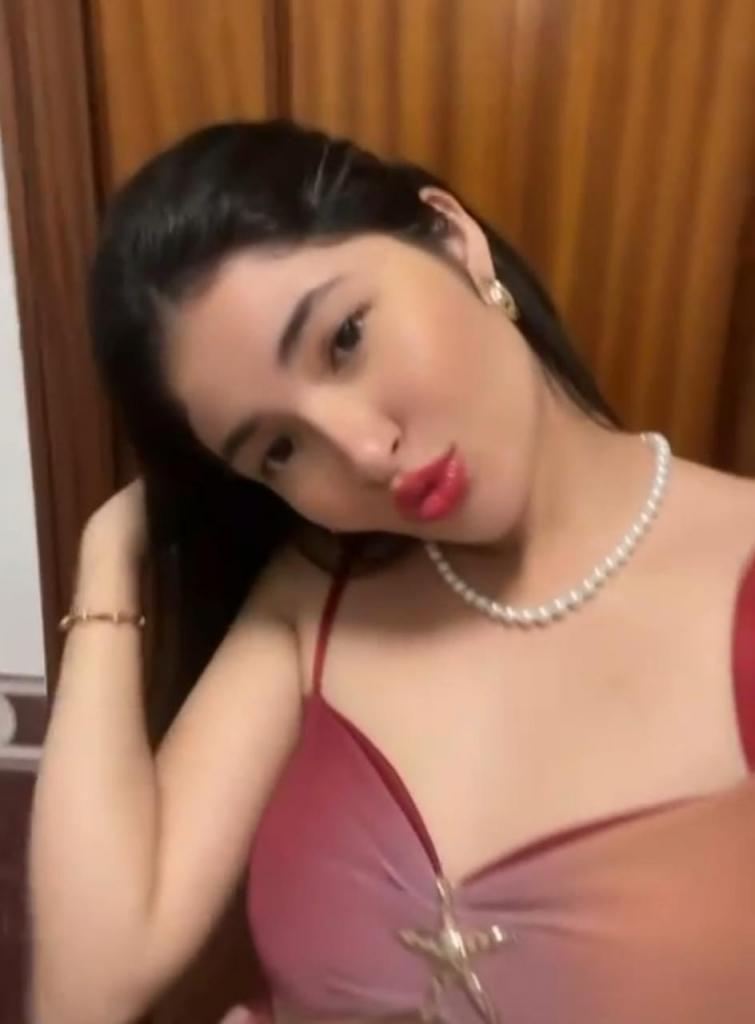 Chica busca chico en Valladolid: Chica busca chico