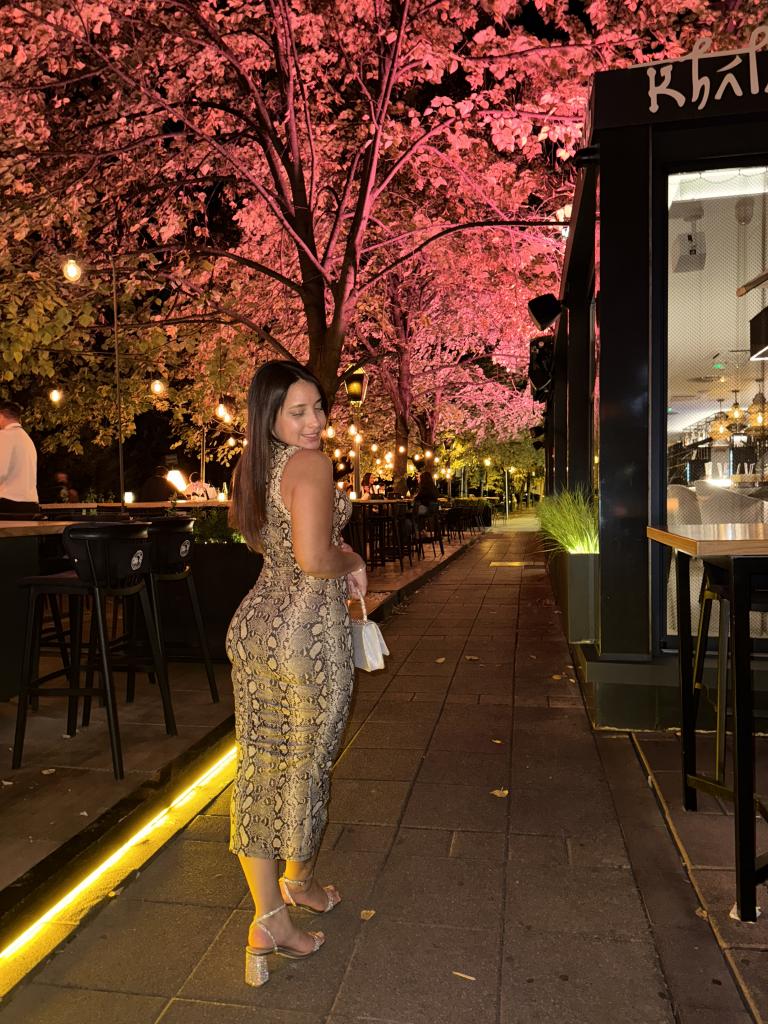 Chica busca chico en Sevilla: 