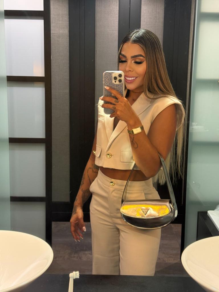 622573947: Chica busca chico en La Coruña