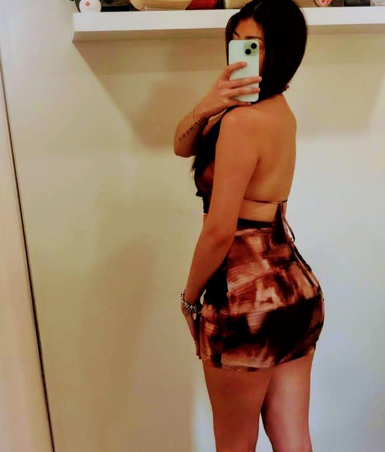 633039798: Chica busca chico en Lugo