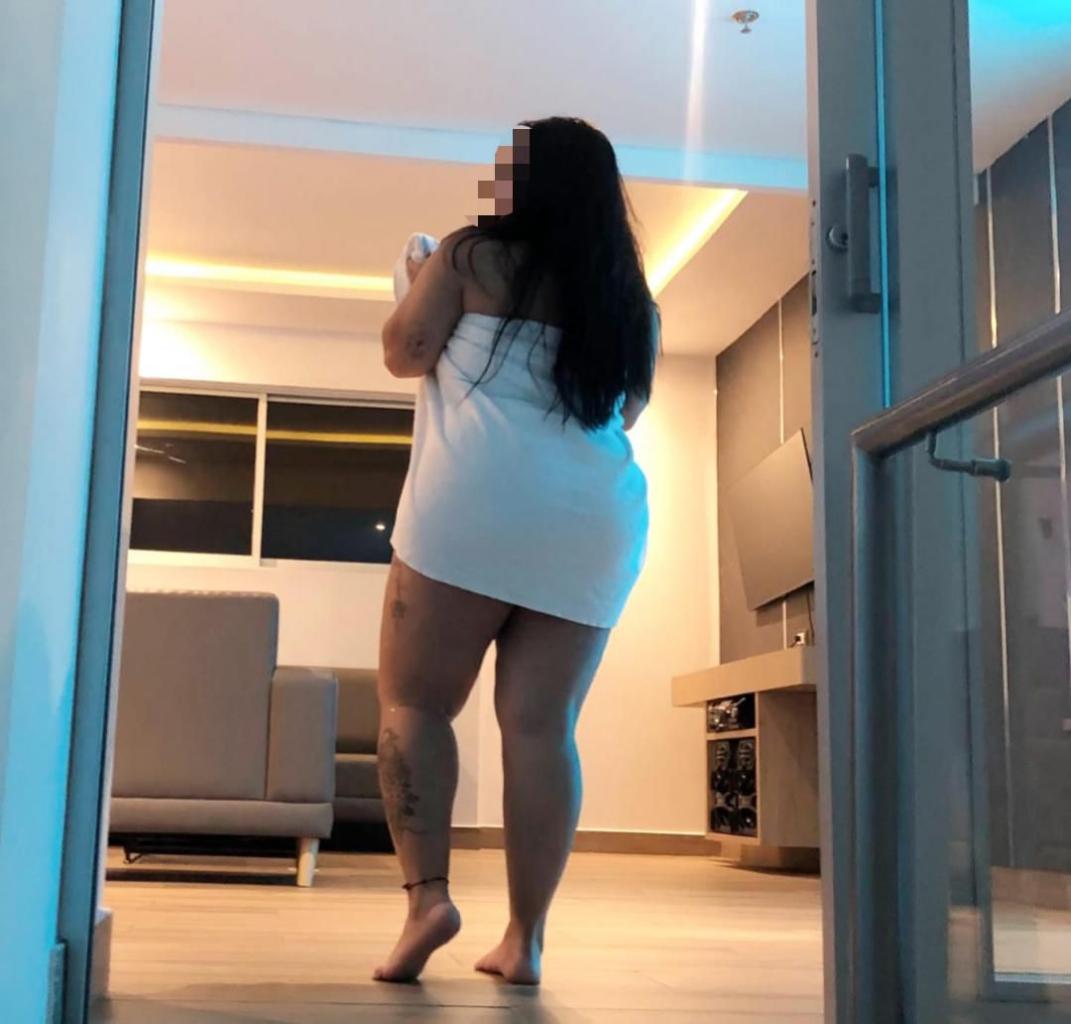 Chica busca chico en Tenerife: 