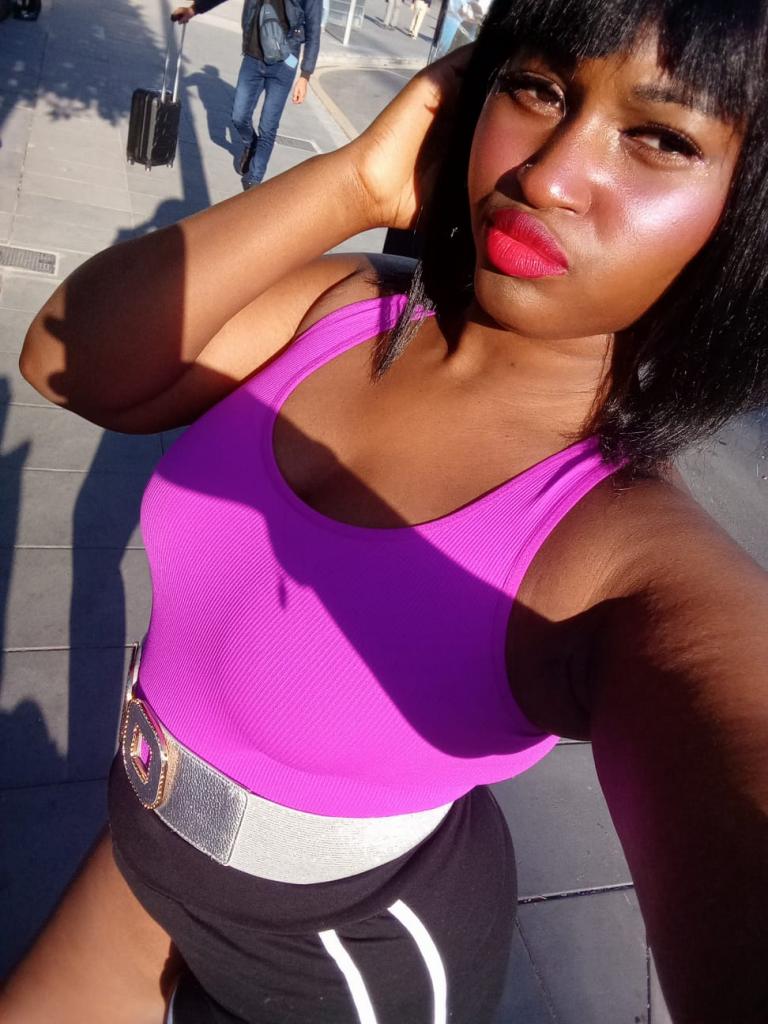 Chica busca chico en Barcelona: 