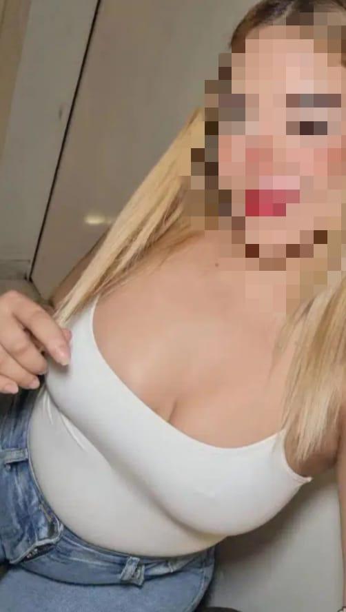 Chica busca chico en Cádiz: 