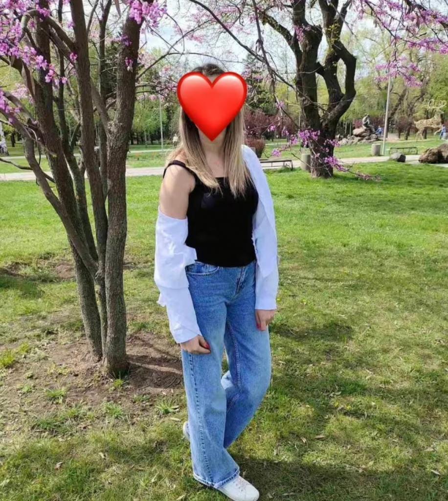 647367501: Chica busca chico en Jaén